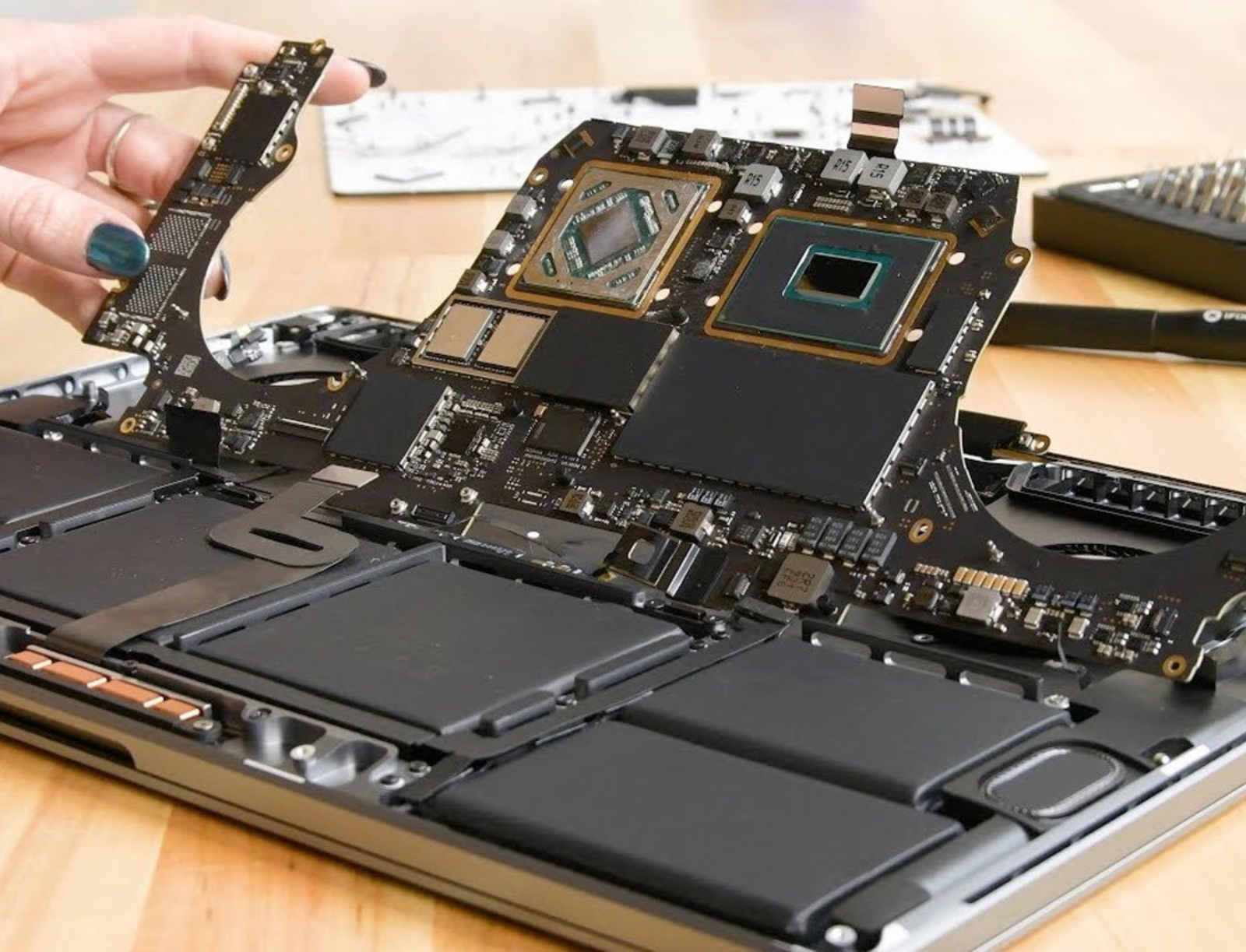 MacBook Repair Near Me in Bangalore